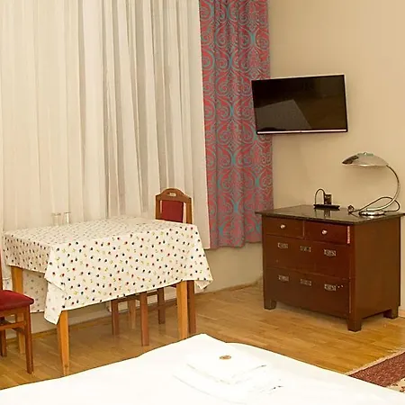 Hotell Karkonosze Kamienna Gora