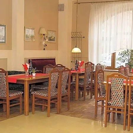 Karkonosze Hotell 2*