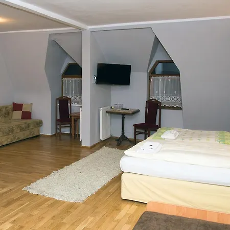 Ξενοδοχείο Karkonosze Kamienna Gora