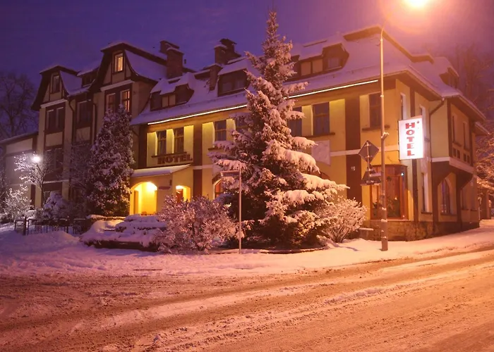 Hotel Karkonosze 2*
